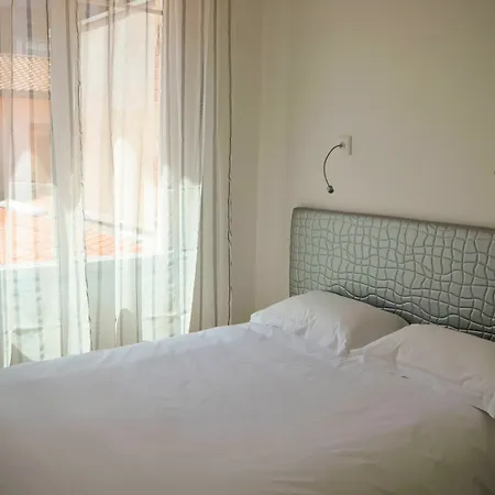 アパートホテル Bordo'appart Hoya Bella 4*