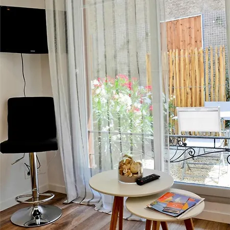 Bordo'appart Hoya Bella アパートホテル アルカション